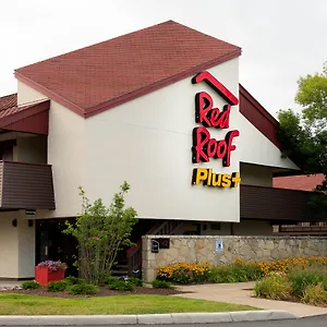 Red Roof Plus+ Pittsburgh South - Airport Imperial
